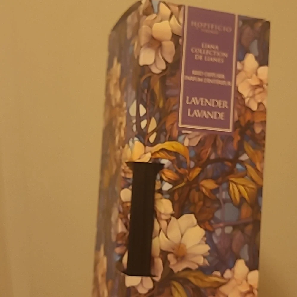 HOPIFICIO Firenze Lavender Reed Diffuser - 8.45 fl oz. MADE IN ITALY